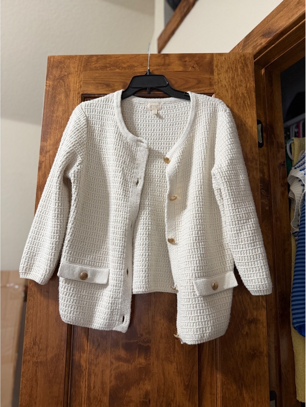 Women’s Greige cardigan